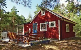 Stunning Home In Yngsjoe With Wifi