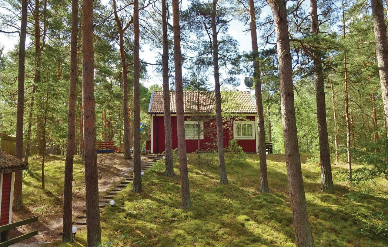 Stunning Home In Yngsjoe With Wifi Exterior foto